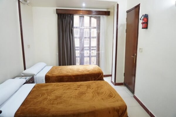 Hotel Saint Catherine Family room - Image 8